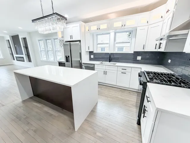 $540,000 | 3128 Arthur Avenue, Brookfield, IL 60513