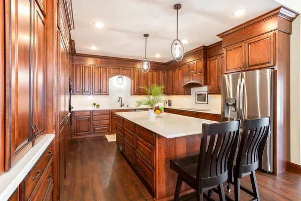 $825,000 | 17531 County 41 Boulevard, Red Wing, MN 55066