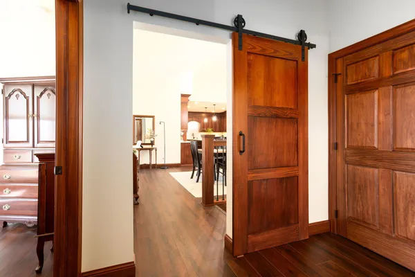 $825,000 | 17531 County 41 Boulevard, Red Wing, MN 55066