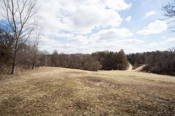 $825,000 | 17531 County 41 Boulevard, Red Wing, MN 55066