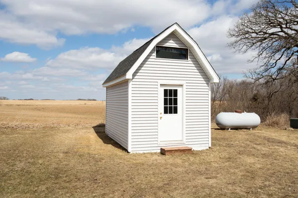 $825,000 | 17531 County 41 Boulevard, Red Wing, MN 55066