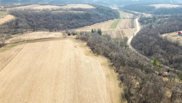 $825,000 | 17531 County 41 Boulevard, Red Wing, MN 55066