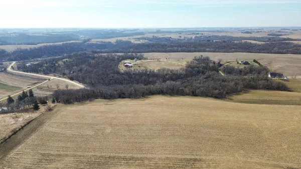 $825,000 | 17531 County 41 Boulevard, Red Wing, MN 55066