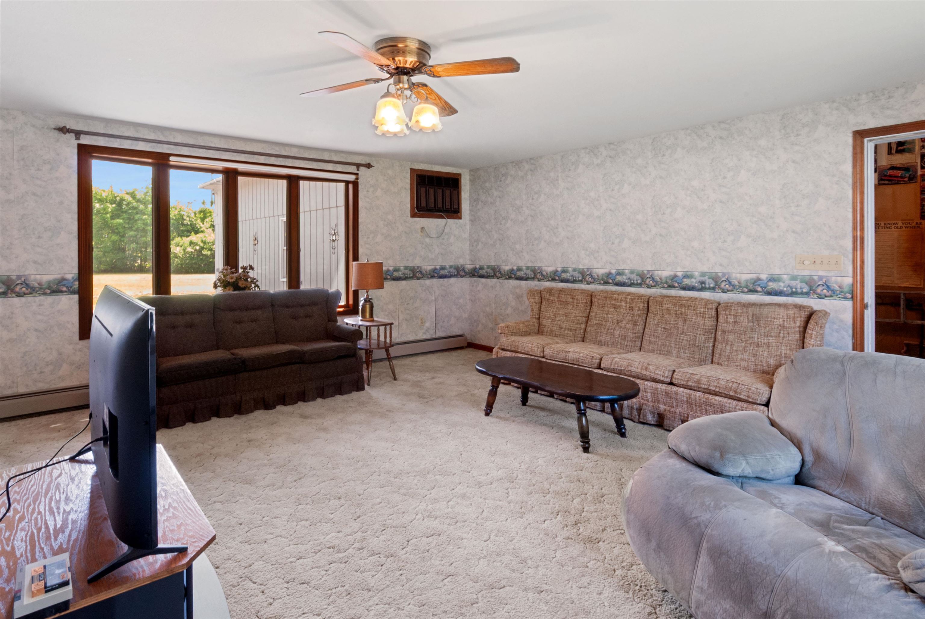 148 Charles Street Rochester, NH 03867 - Photo 7 of 25