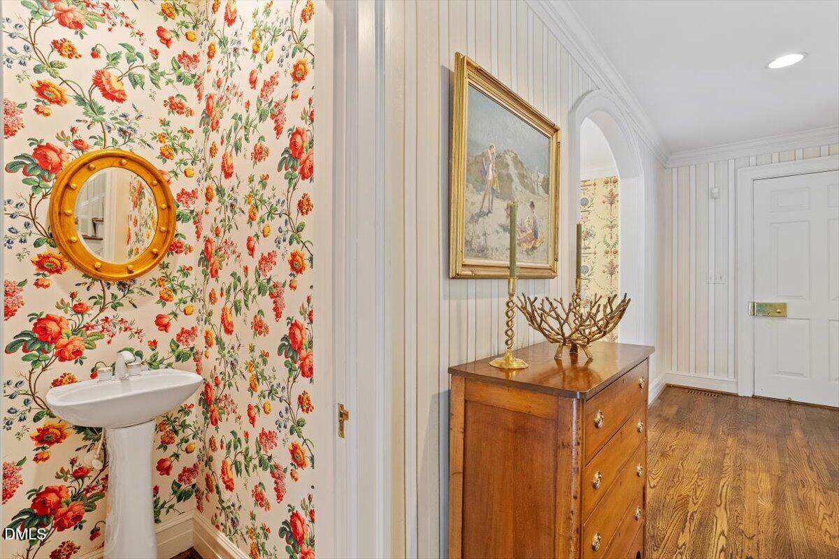 1128 Harvey Street Raleigh, NC 27608 - Photo 22 of 41 Half Bath