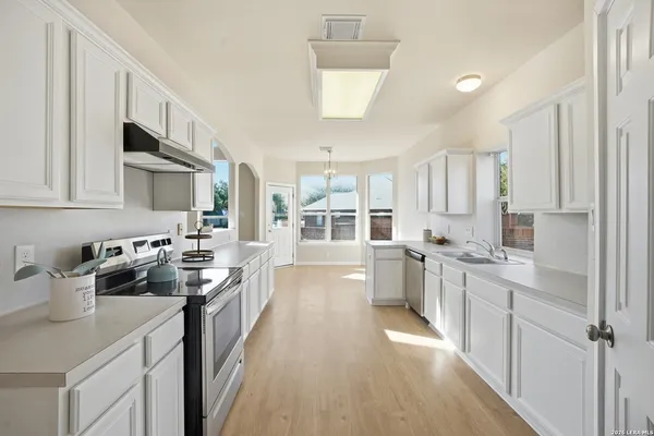 $345,000 | 1600 Osage Avenue, Schertz, TX 78154