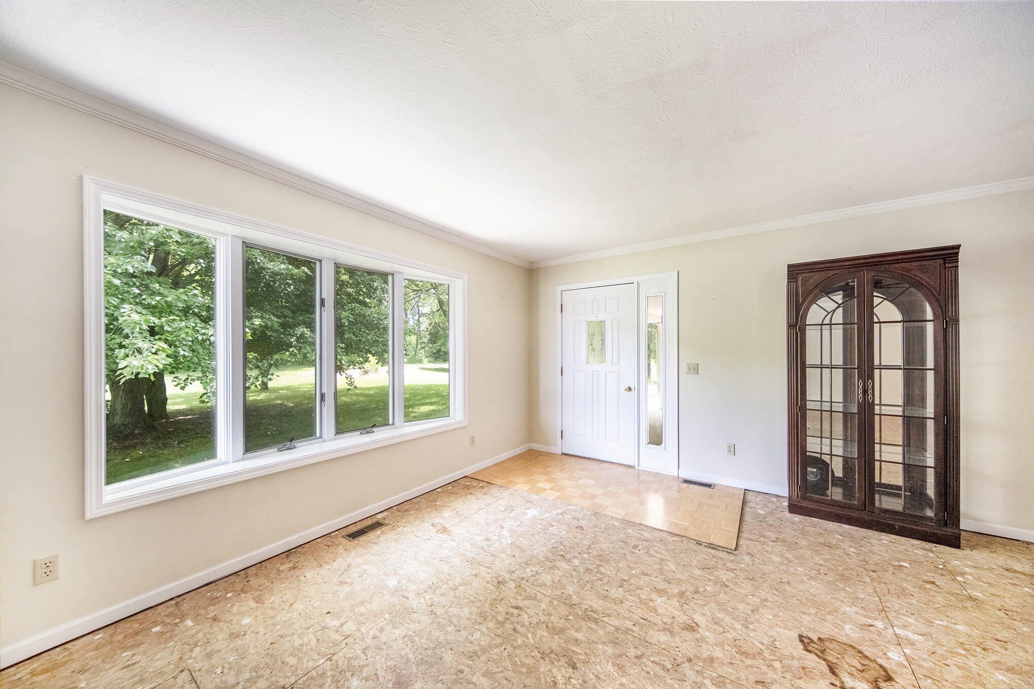 6990 Kennedy Road Munith, MI 49259 - Photo 11 of 43 Front Entry