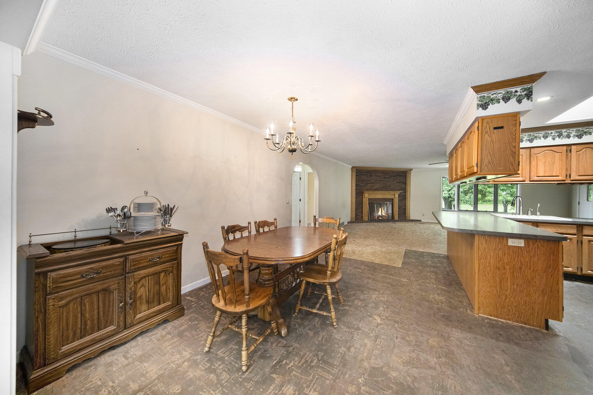 6990 Kennedy Road Munith, MI 49259 - Photo 7 of 43 Kitchen/Dining
