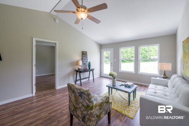 913 Sentinel Circle Foley, AL 36535 - Photo 4 of 8