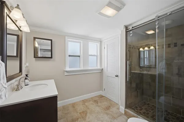 $329,000 | 106 West Crest Avenue, Tampa, FL 33603
