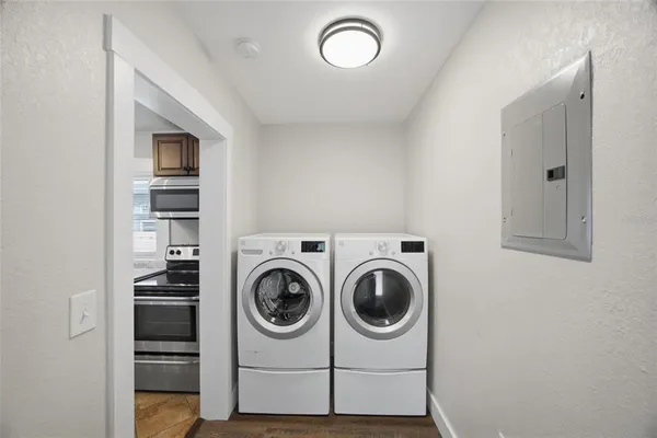 $329,000 | 106 West Crest Avenue, Tampa, FL 33603