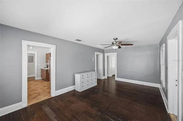 $329,000 | 106 West Crest Avenue, Tampa, FL 33603