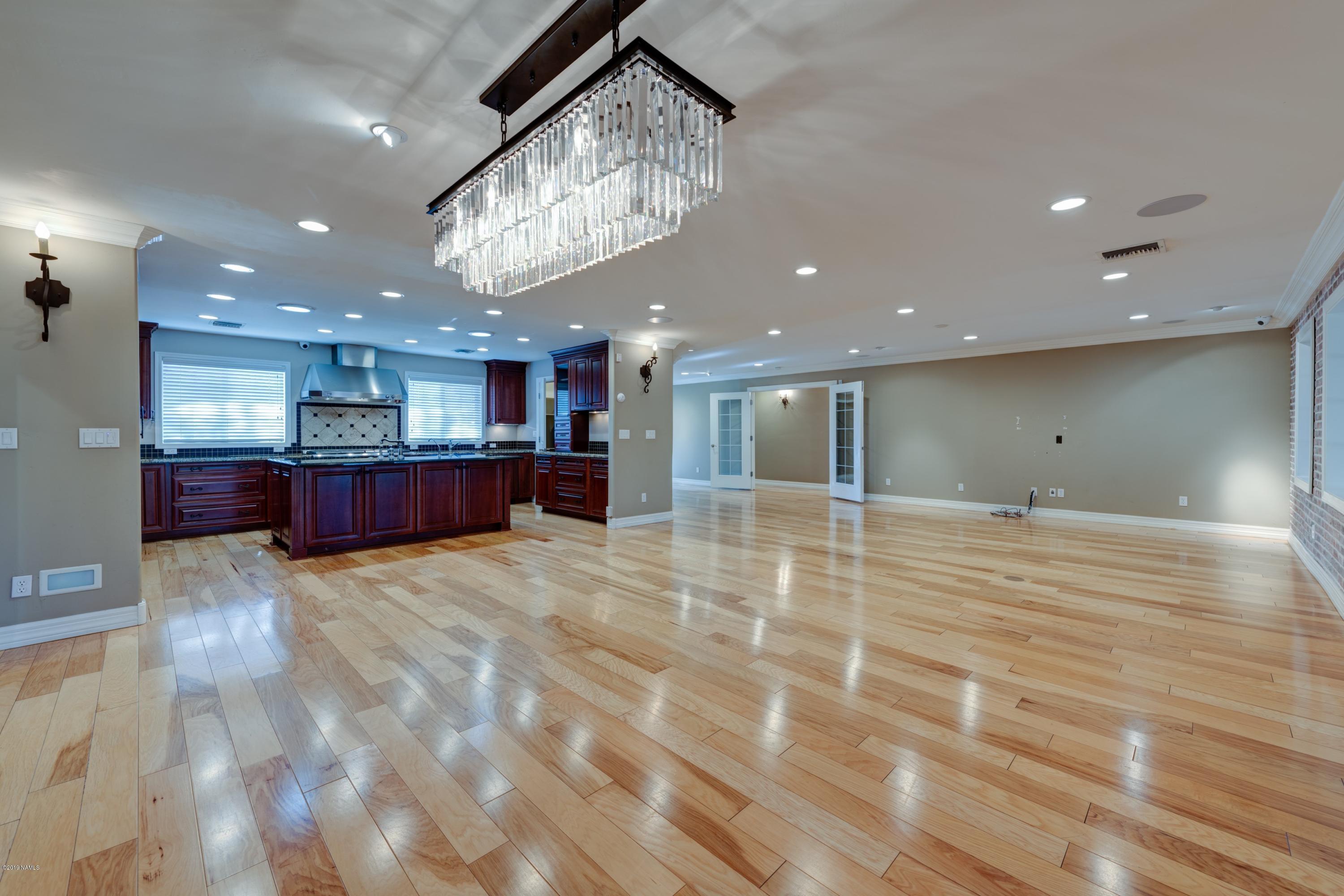 036_Dining & Living Room