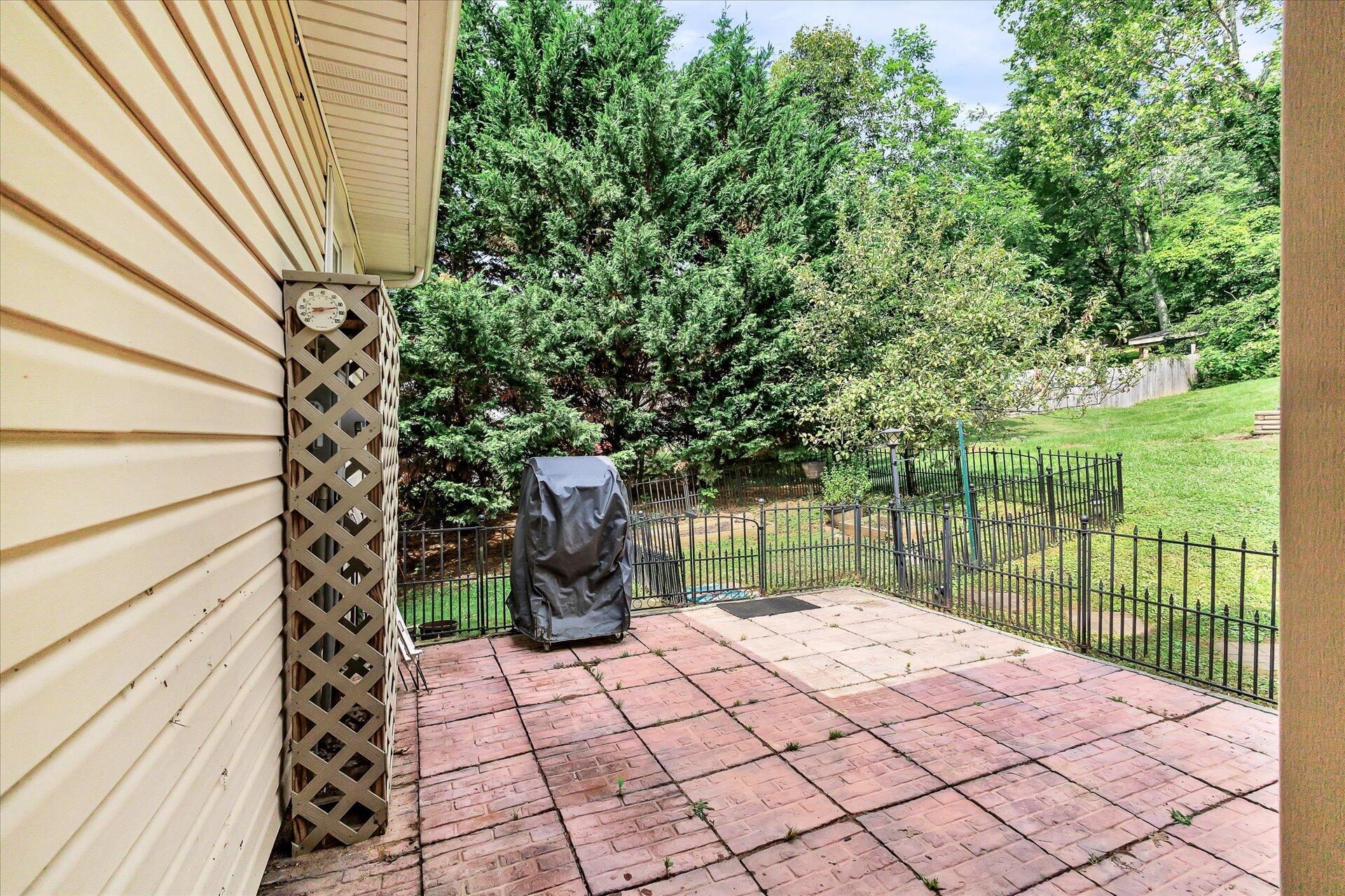 2515 Springwood Road Fincastle, VA 24090 - Photo 26 of 37 27-2515 Springwood Rd_16