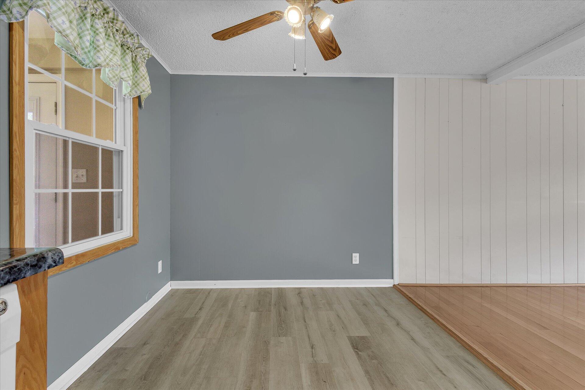 2515 Springwood Road Fincastle, VA 24090 - Photo 10 of 37 11-2515 Springwood Rd_11