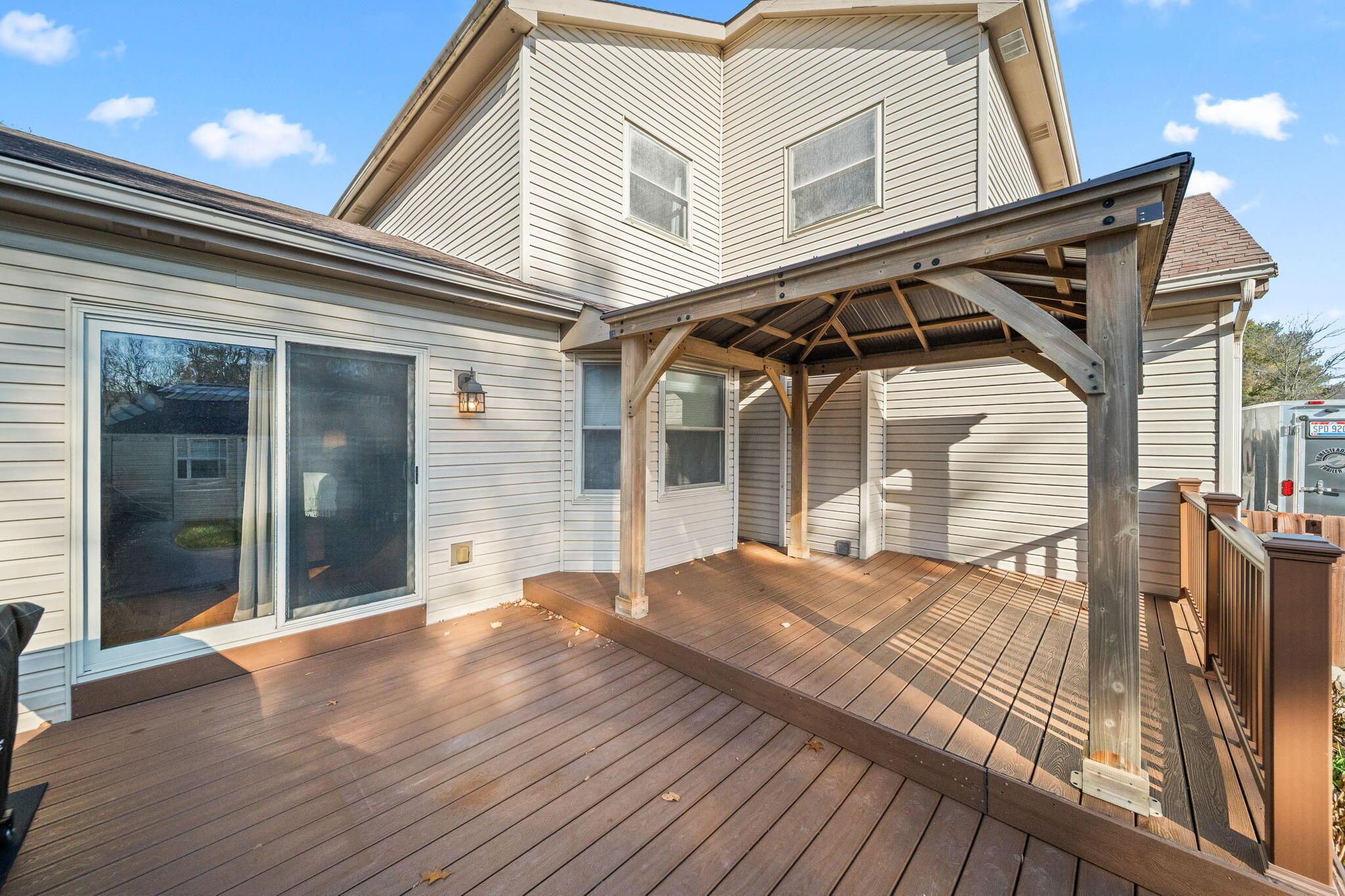 261 Fox Ridge Circle Powell, OH 43065 - Photo 47 of 67 Deck/Pergola