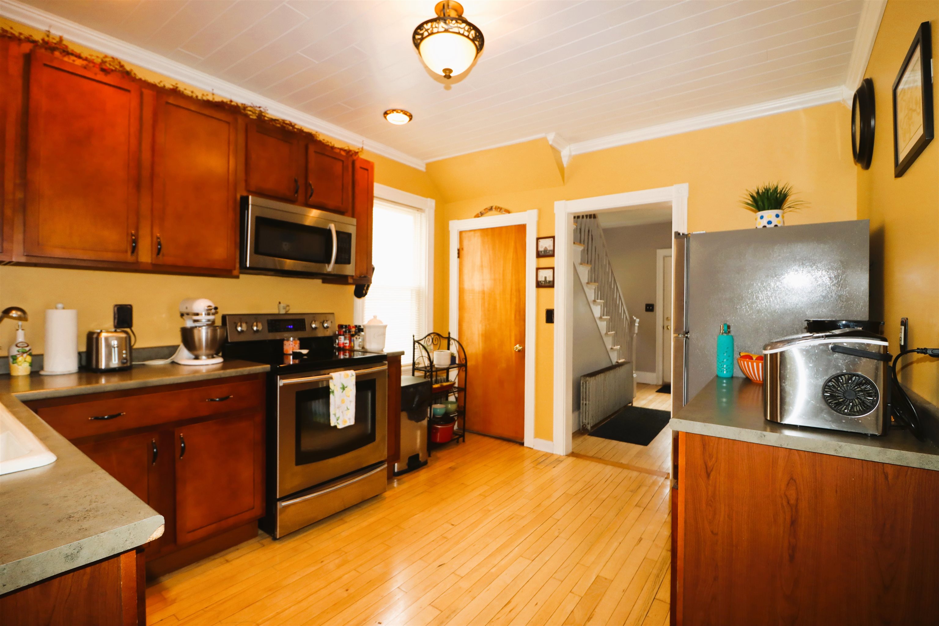 348 Champlain Street Berlin, NH 03570 - Photo 3 of 46