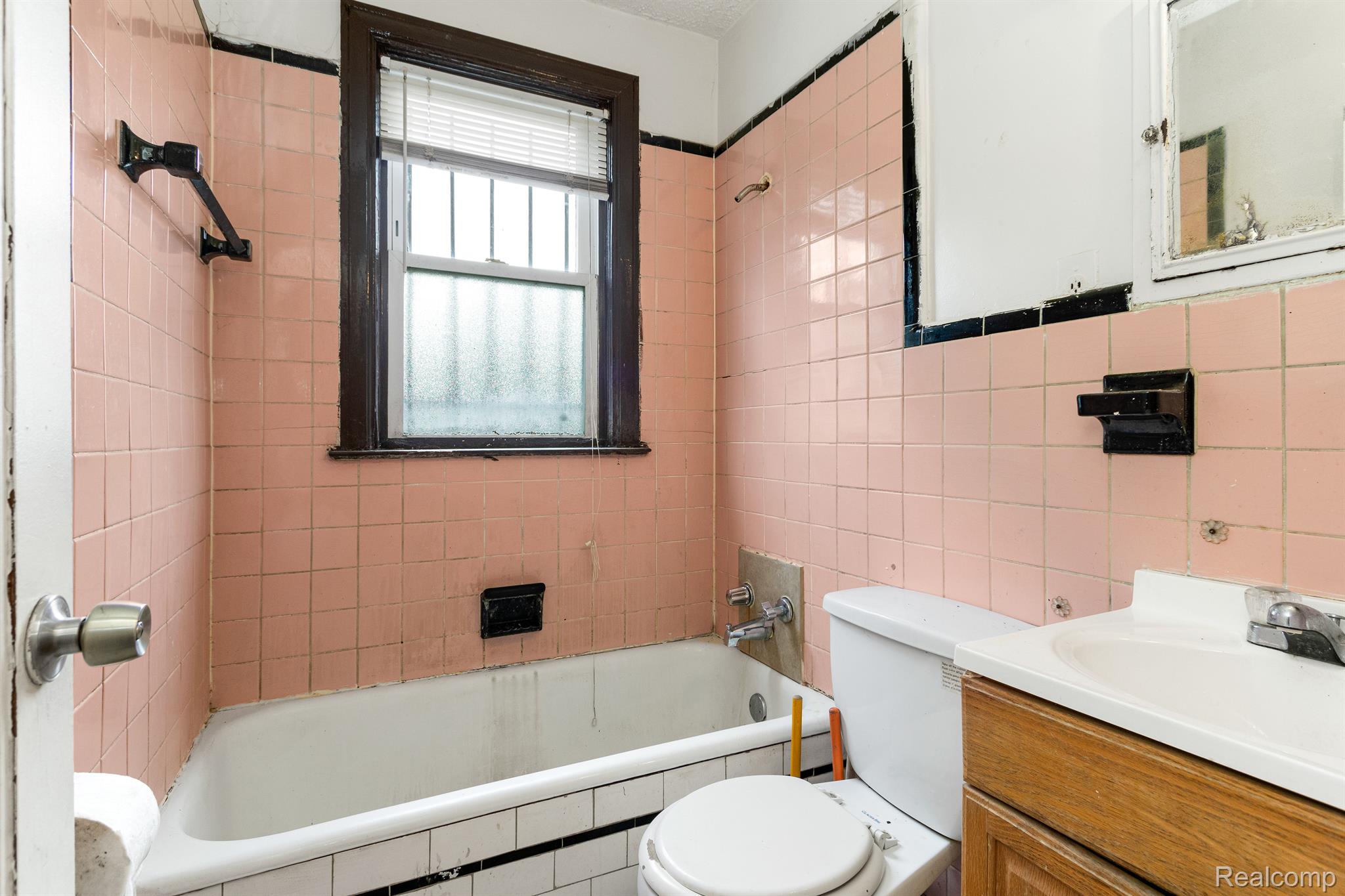 6725 Rutland Street Detroit, MI 48228 - Photo 10 of 22 Gallery Image 10