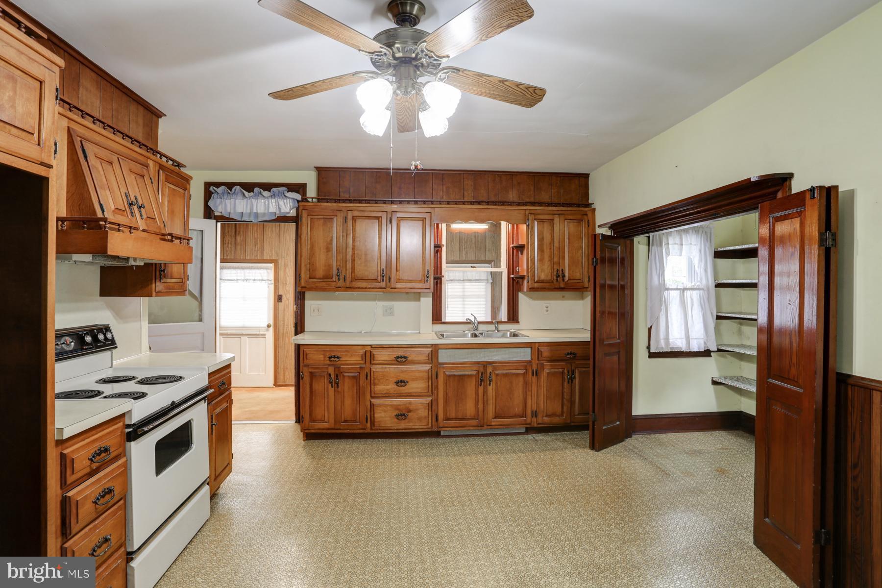 1371 Zimmerman Road Carlisle, PA 17015 - Photo 7 of 34 Gallery Image 7