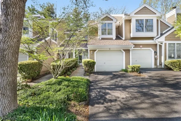 $629,999 | 90 Stone Run Road, Bedminster, NJ 07921