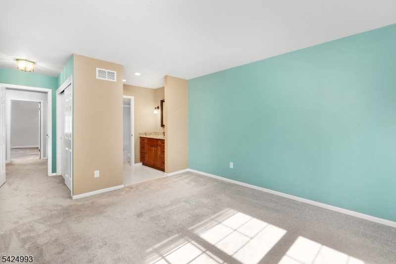 90 Stone Run Road Bedminster, NJ 07921 - Photo 22 of 26
