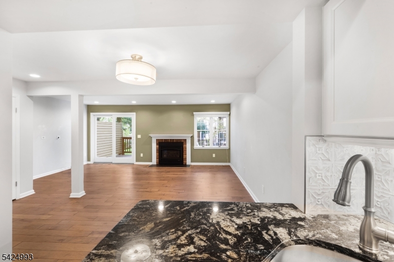 90 Stone Run Road Bedminster, NJ 07921 - Photo 7 of 26