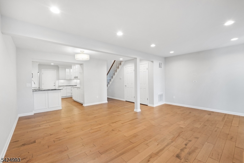90 Stone Run Road Bedminster, NJ 07921 - Photo 10 of 26
