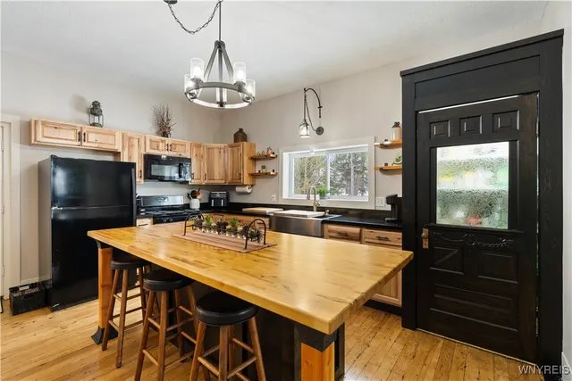 $215,000 | 6707 East Lake Road, Castile, NY 14427