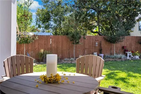 $650,000 | 9 Magnolia Place, Jefferson, LA 70121