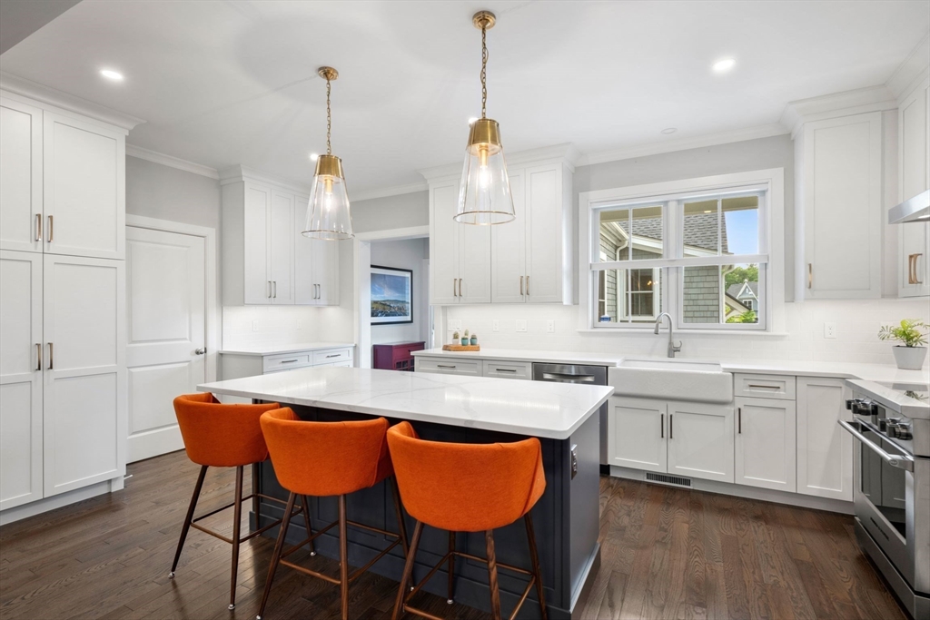 10 Fieldstone Way, Unit 10 Wellesley, MA 02482 - Photo 6 of 23