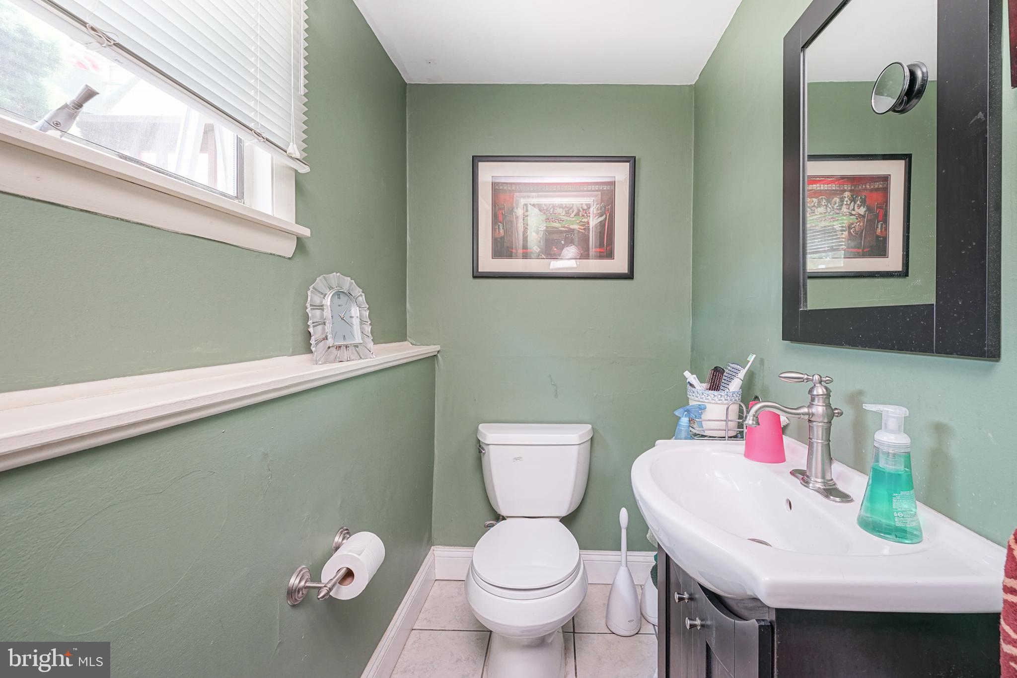 527 King George Road Cherry Hill, NJ 08034 - Photo 11 of 32