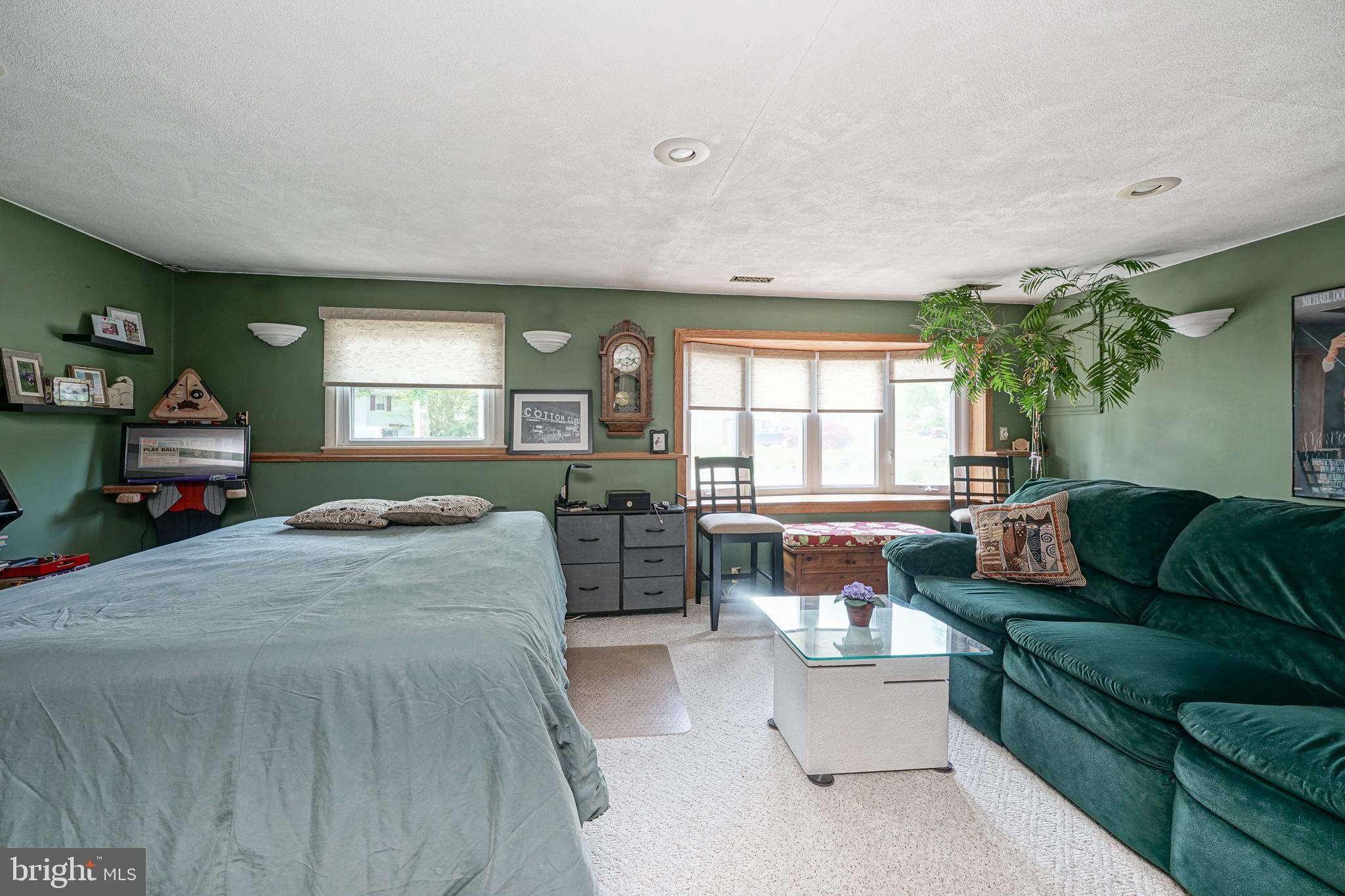 527 King George Road Cherry Hill, NJ 08034 - Photo 12 of 32