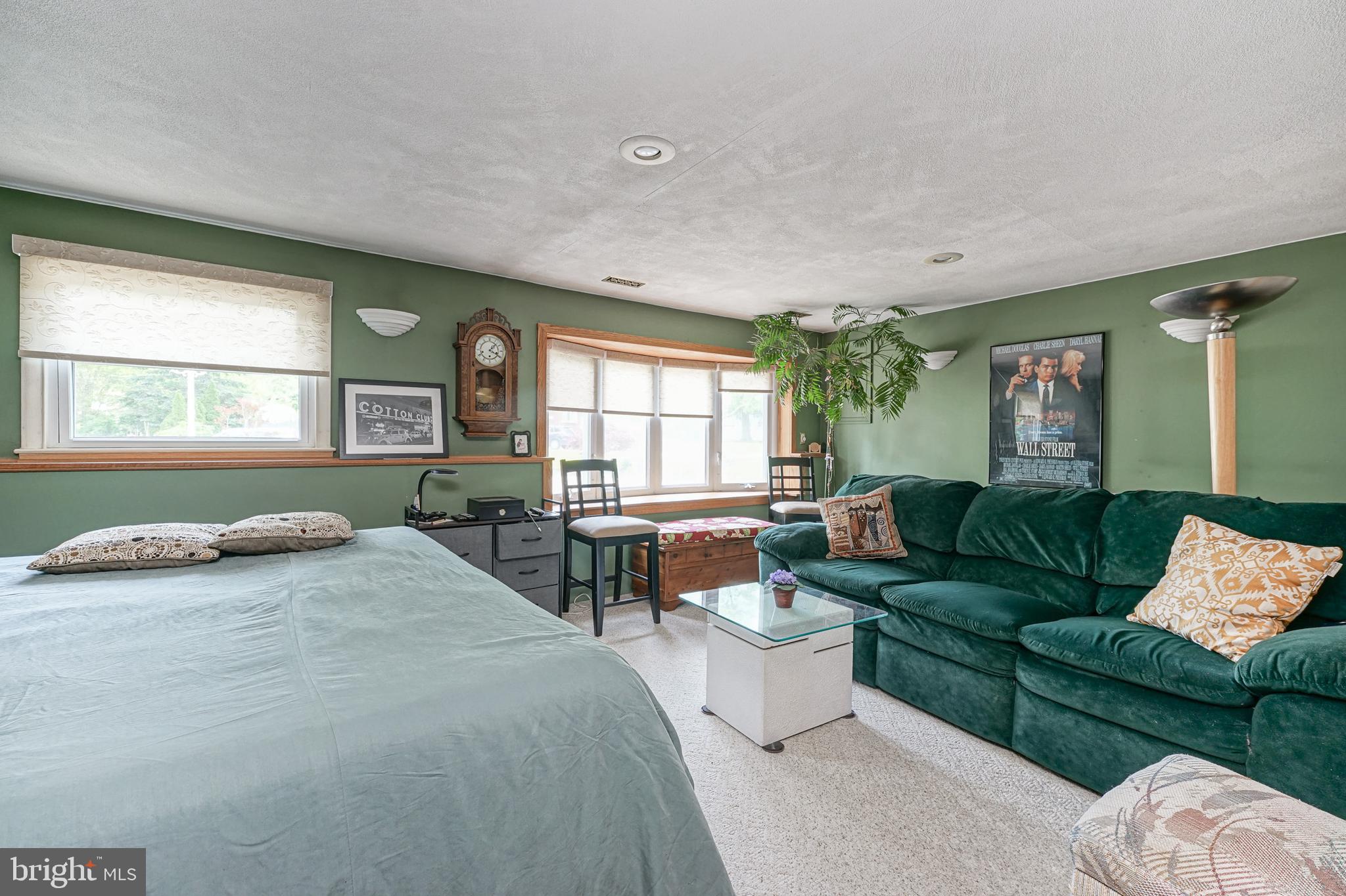527 King George Road Cherry Hill, NJ 08034 - Photo 13 of 32