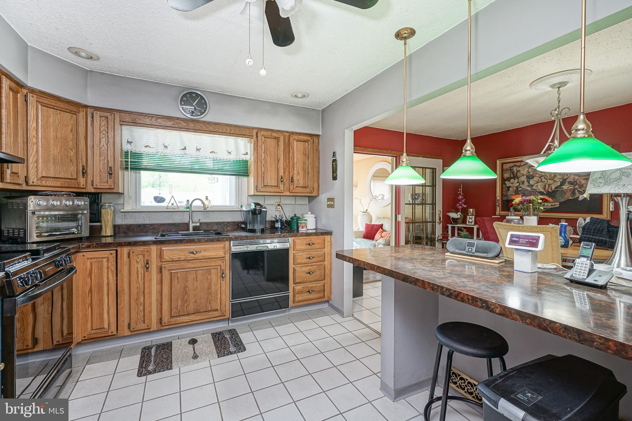 527 King George Road Cherry Hill, NJ 08034 - Photo 6 of 32