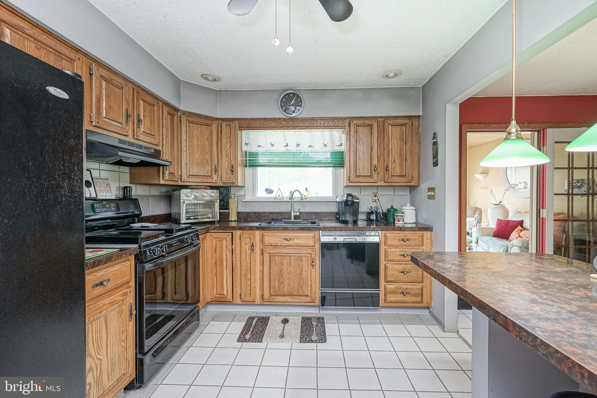527 King George Road Cherry Hill, NJ 08034 - Photo 7 of 32