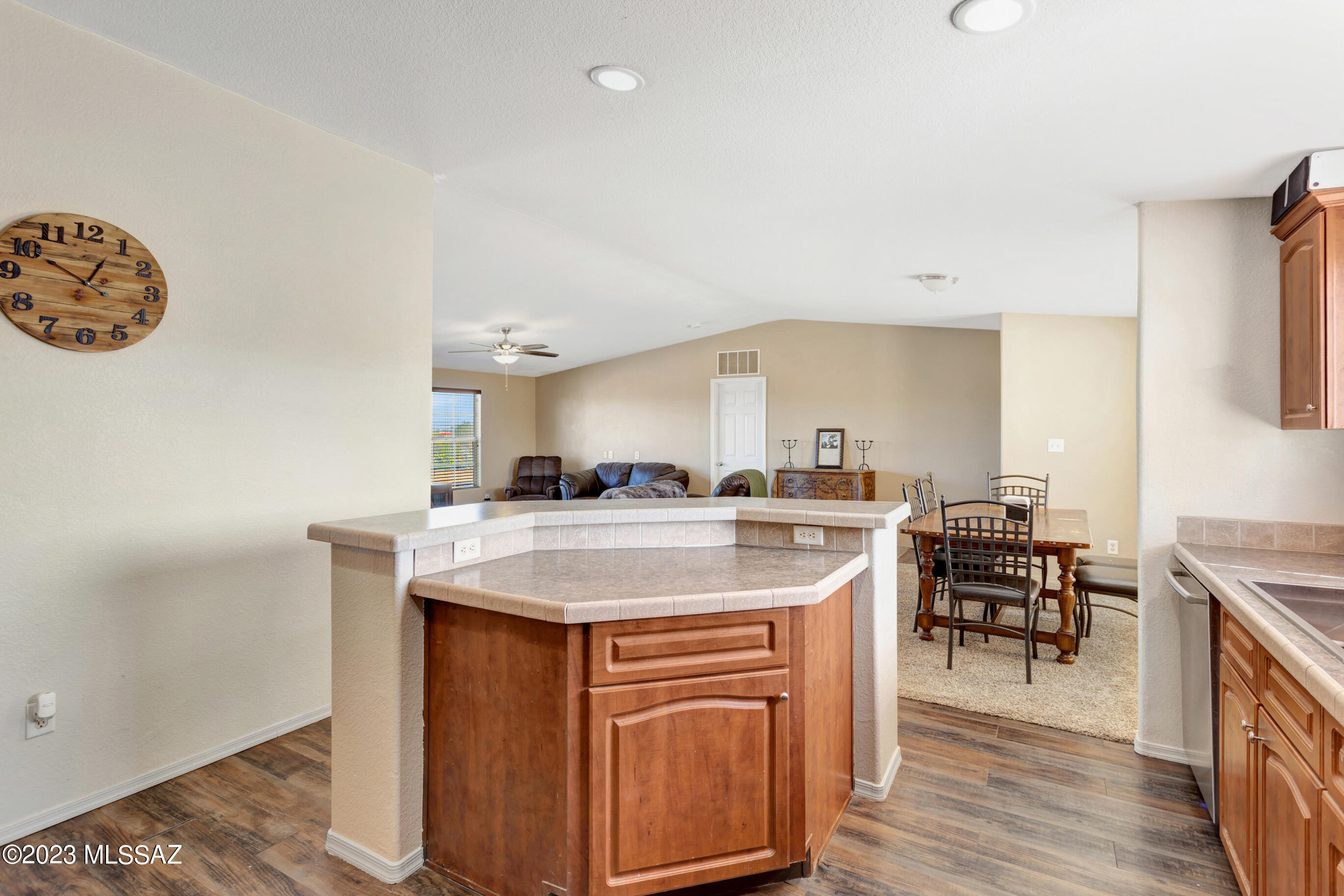 12501 West Picture Rocks Road Tucson, AZ 85743 - Photo 15 of 27 Gallery Image 15