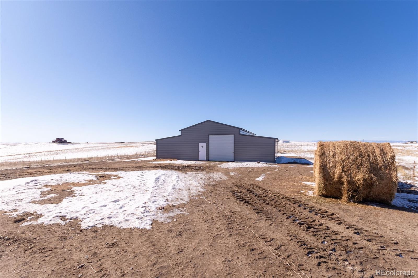 5455 South Tom Bay Road Bennett, CO 80102 - Photo 27 of 29 Gallery Image 27