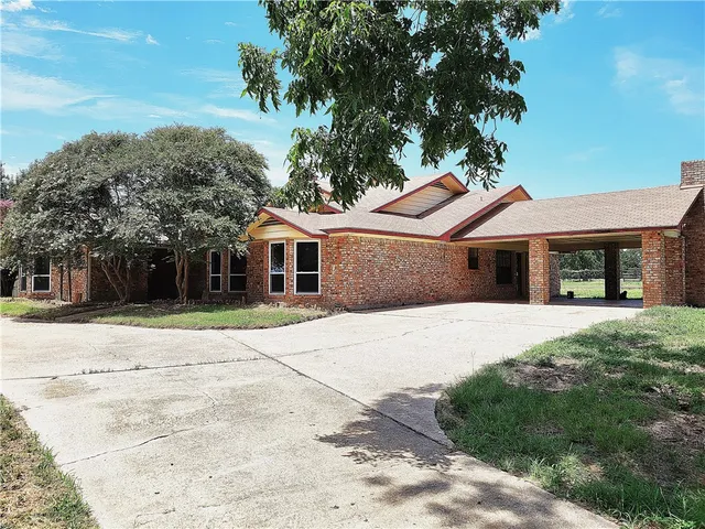 $399,000 | 338 Lcr 866, Jewett, TX 75846