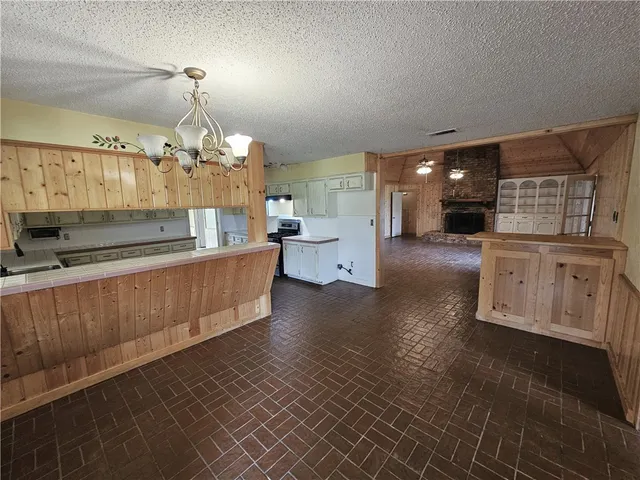 $399,000 | 338 Lcr 866, Jewett, TX 75846