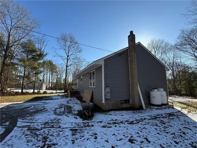 $3,750 | 739 Victory Highway, West Greenwich, RI 02817