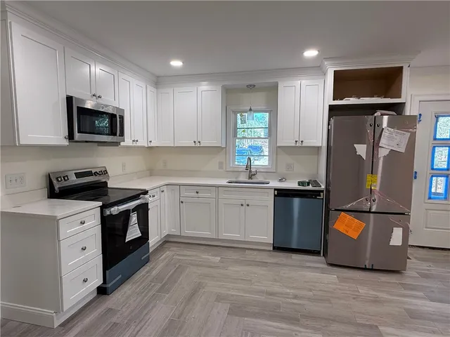 $3,750 | 739 Victory Highway, West Greenwich, RI 02817