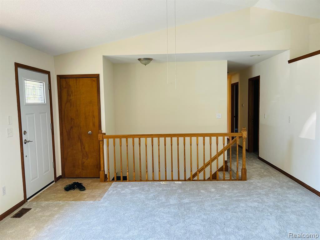2290 Tooley Road Howell, MI 48843 - Photo 10 of 50