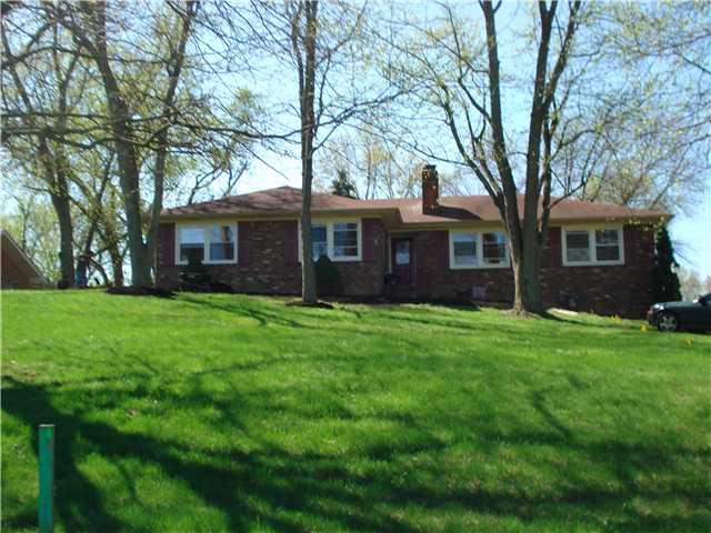4503 Radnor Road Indianapolis, IN 46226 - Photo 1 of 12 Gallery Image 1