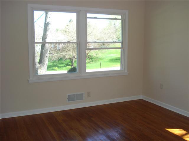 4503 Radnor Road Indianapolis, IN 46226 - Photo 7 of 12 Gallery Image 7