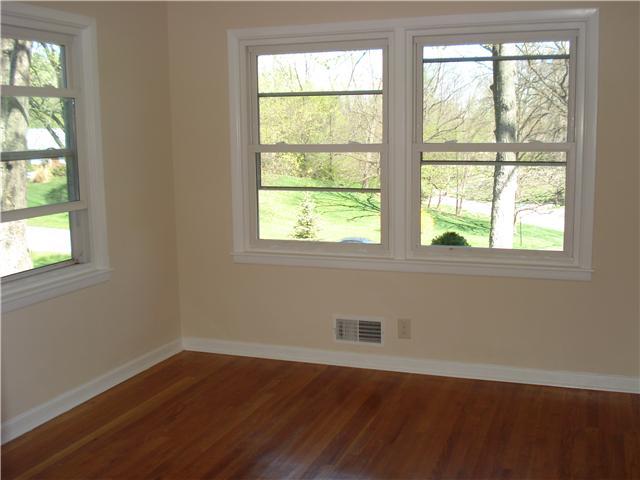4503 Radnor Road Indianapolis, IN 46226 - Photo 8 of 12 Gallery Image 8
