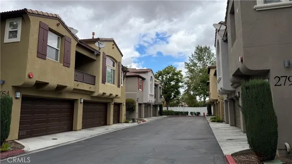$2,600 | 27952 John F Kennedy Drive, Unit C, Moreno Valley, CA 92555