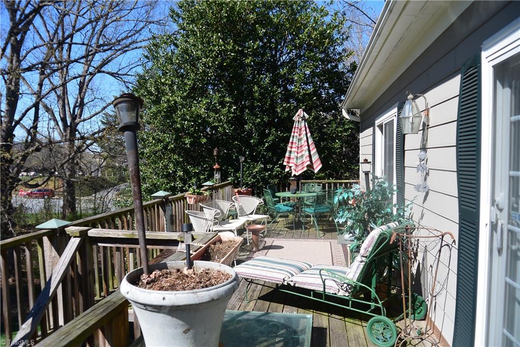 552 Lindley Road Greensboro, NC 27410 - Photo 25 of 30 Large deck on main level