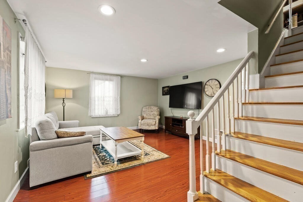 166 Bridle Road Billerica, MA 01821 - Photo 15 of 35 Gallery Image 15