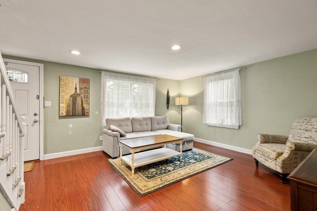 166 Bridle Road Billerica, MA 01821 - Photo 16 of 35 Gallery Image 16