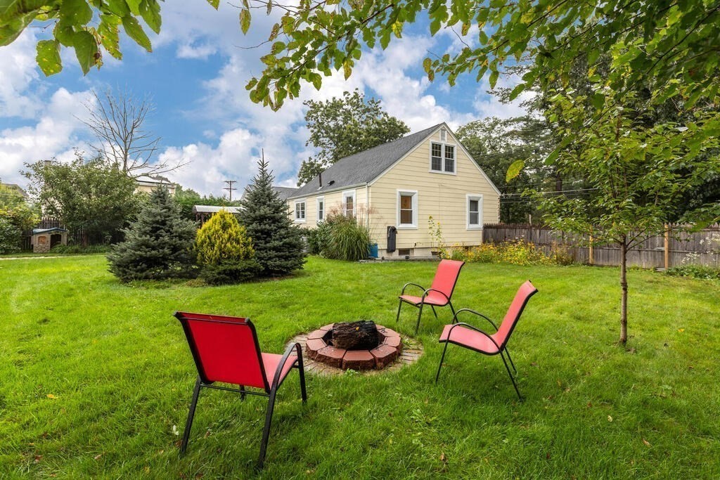 166 Bridle Road Billerica, MA 01821 - Photo 35 of 35 Gallery Image 35